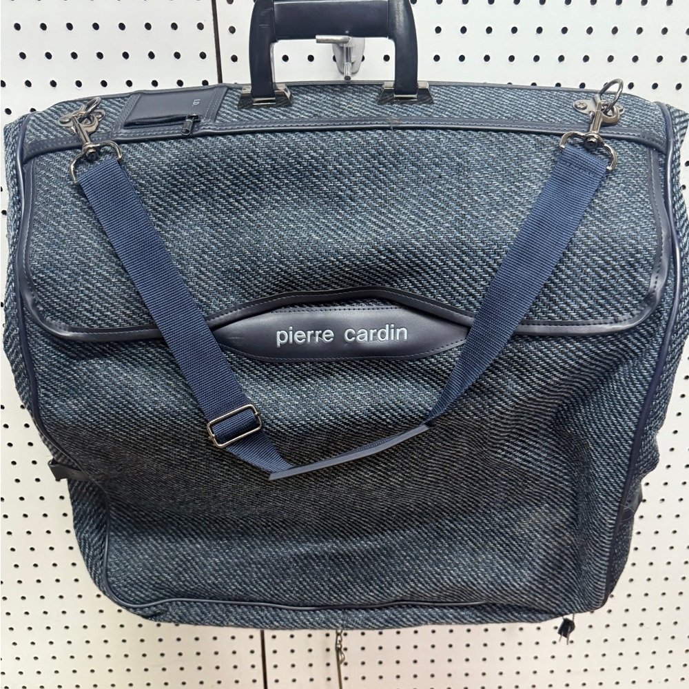 Pierre Cardin Garment Bag
